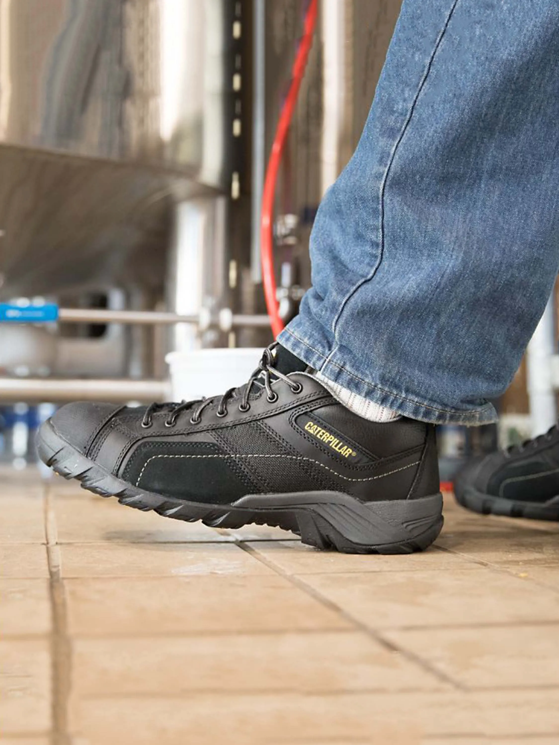 Caterpillar Men's Argon Composite Work Shoes