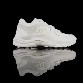 CC Sneakers Satin Suede