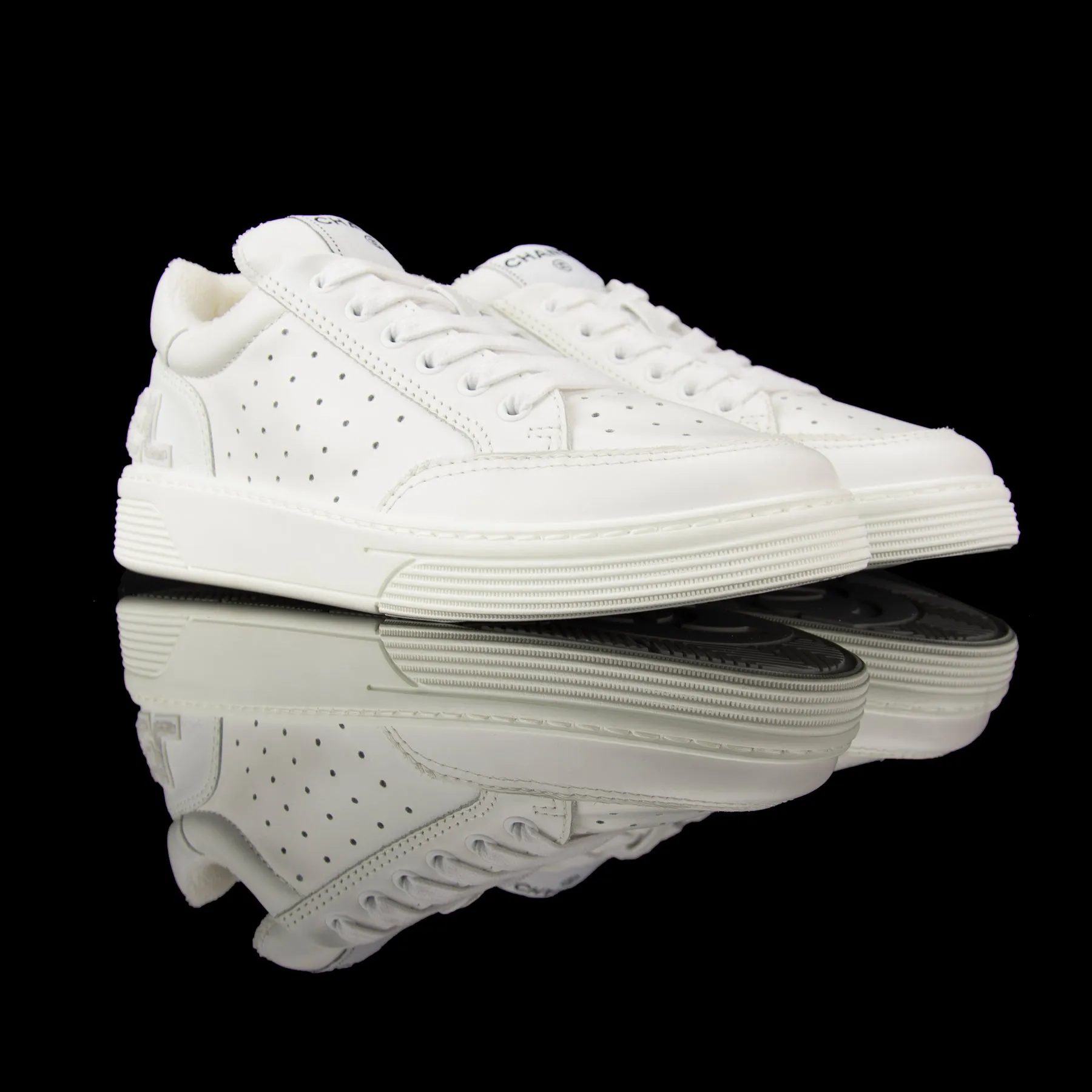 Chanel Sneakers Low Leather