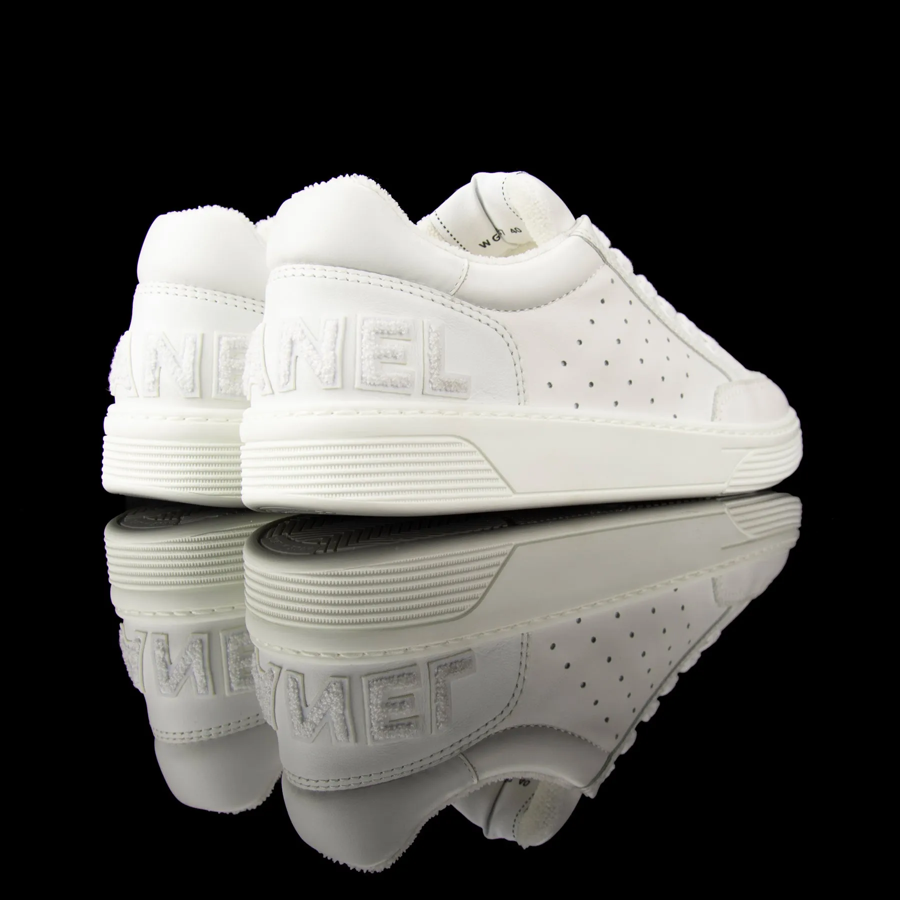 Chanel Sneakers Low Leather