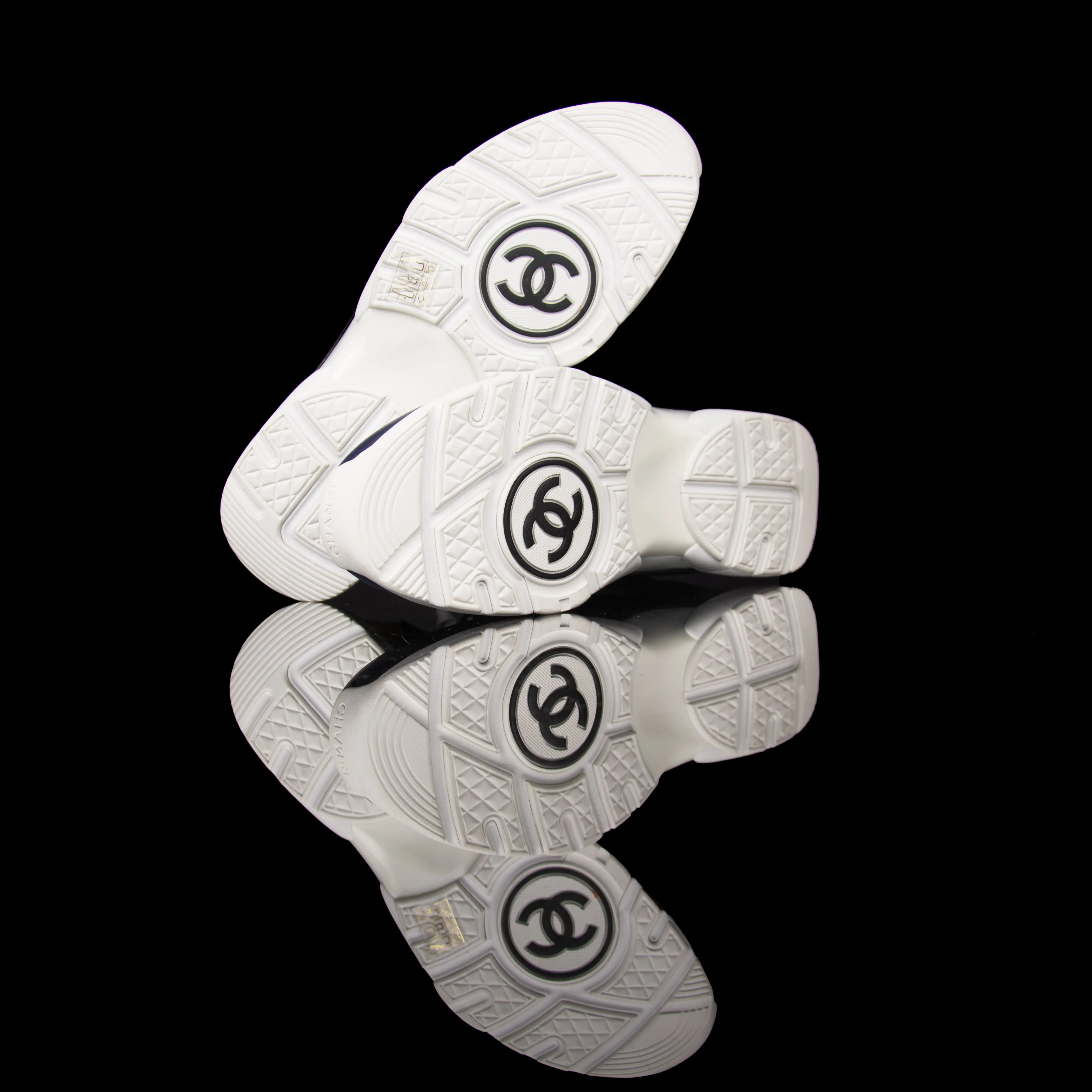 High Top Sneakers Velcro CC Leather Patent