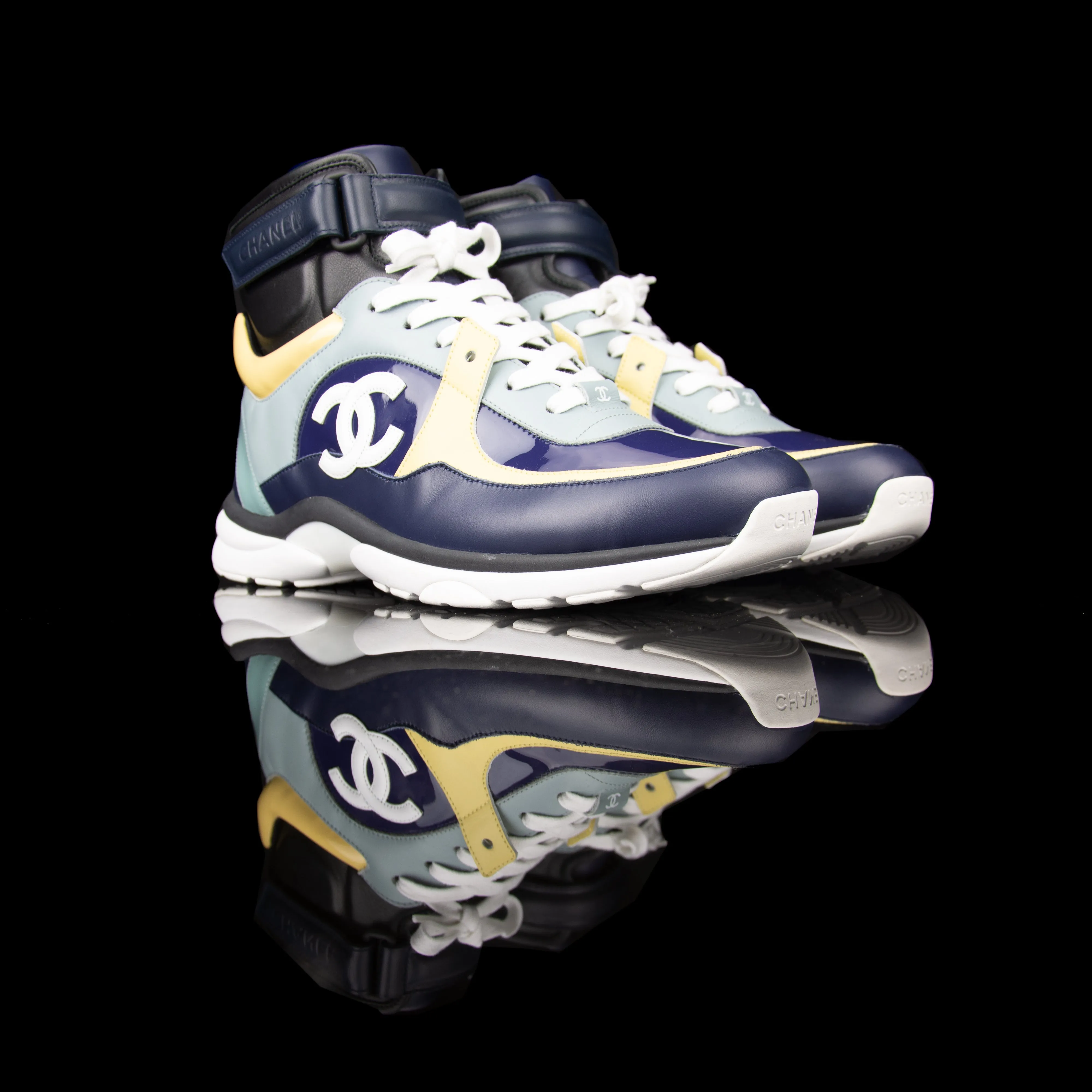 High Top Sneakers Velcro CC Leather Patent