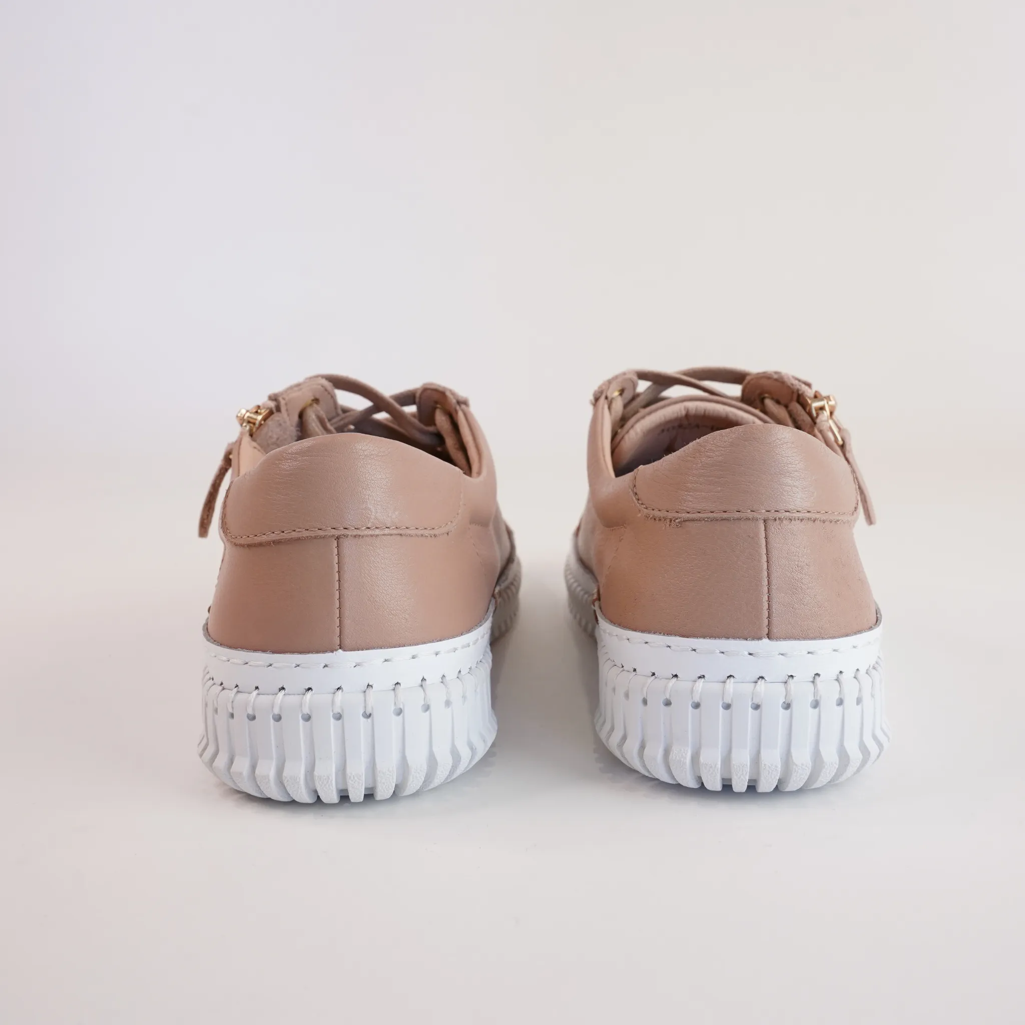 Jonza Latte Leather Sneakers