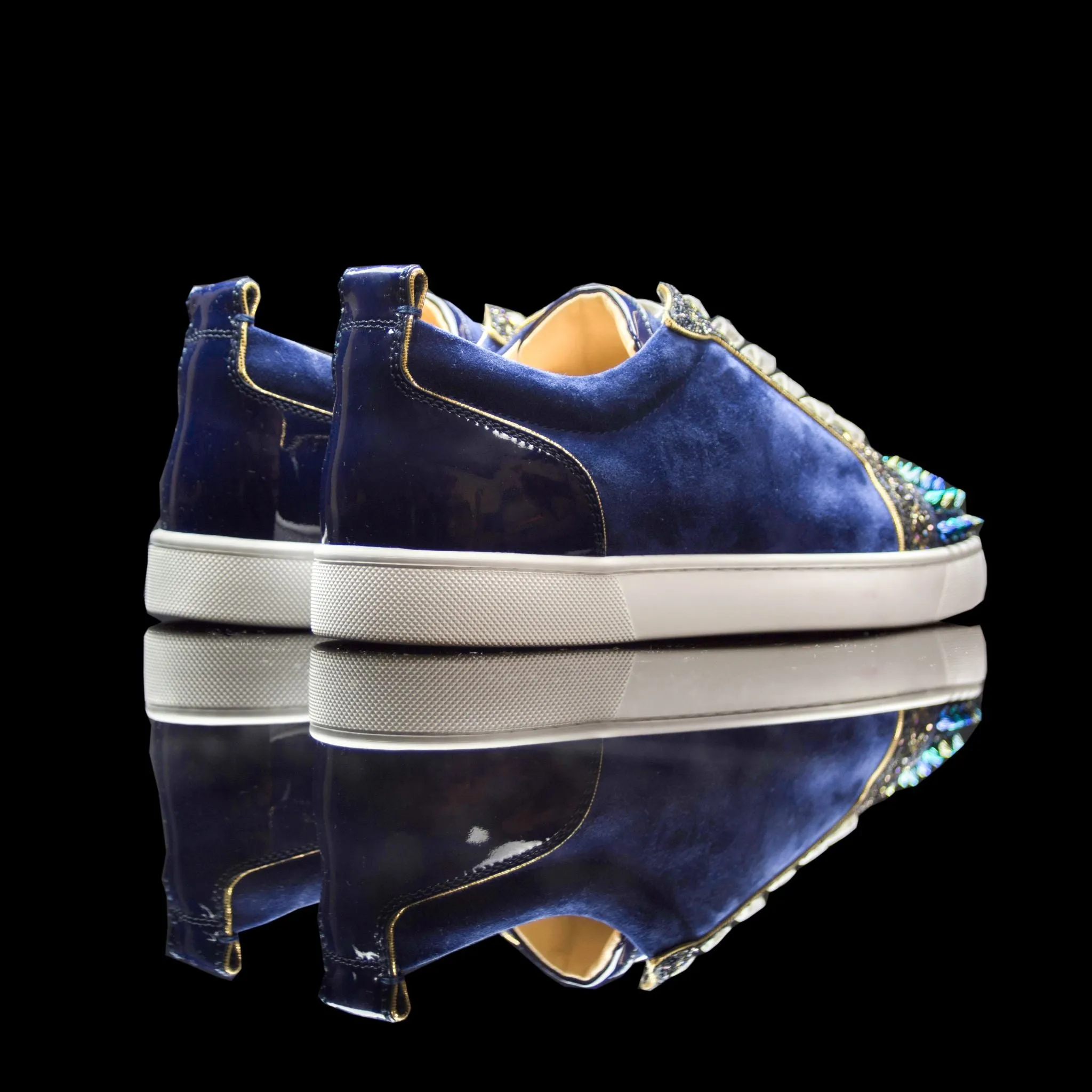 Louis Junior Orlato Flat Spikes Suede Velours GG