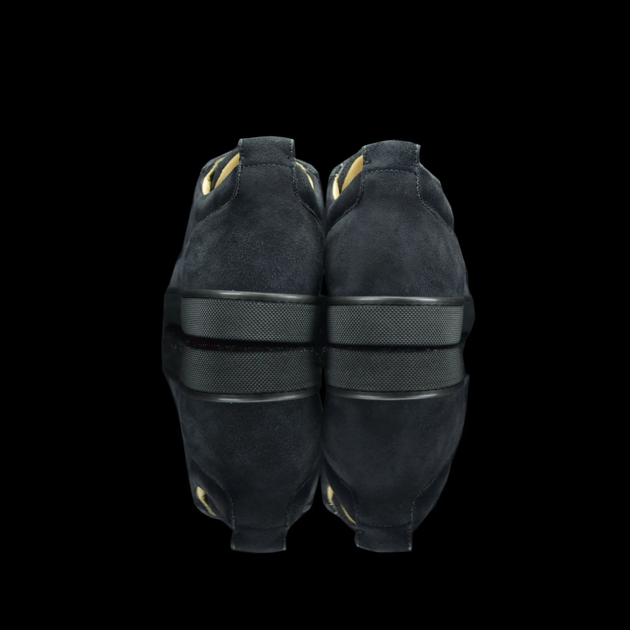 Louis Junior Orlato Flat Spikes Suede Velours
