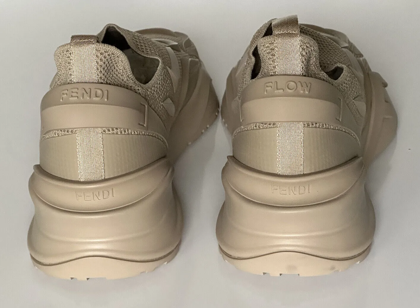 NIB 1050 Fendi Flow Men's Fabric Beige Sneakers 10 US (43 Euro) 7E1504 Italy