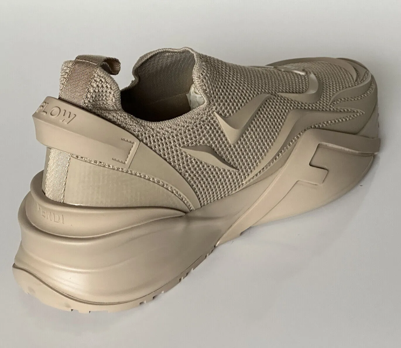NIB 1050 Fendi Flow Men's Fabric Beige Sneakers 10 US (43 Euro) 7E1504 Italy