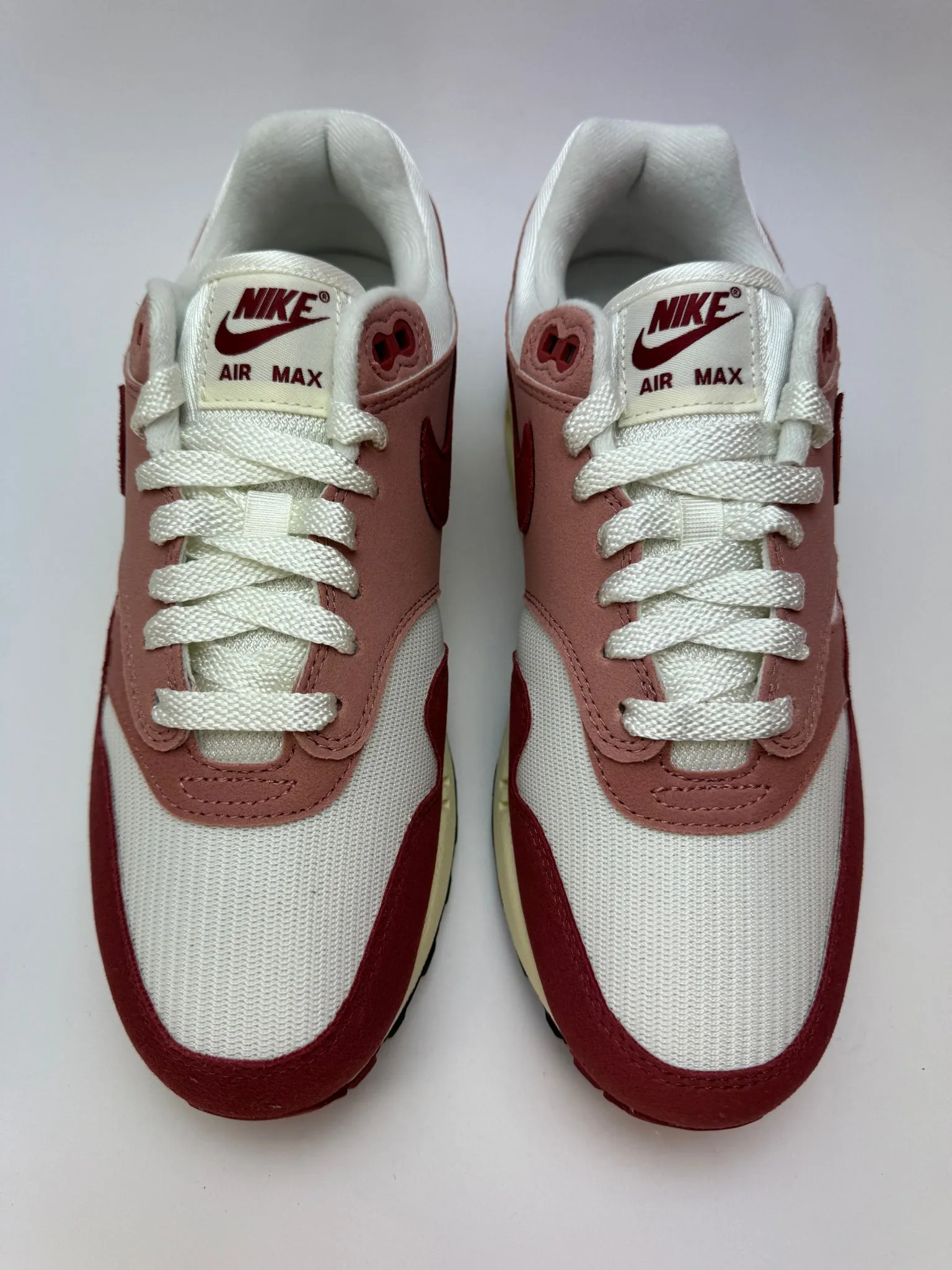 Nike Air Max 1 "Red Stardust"