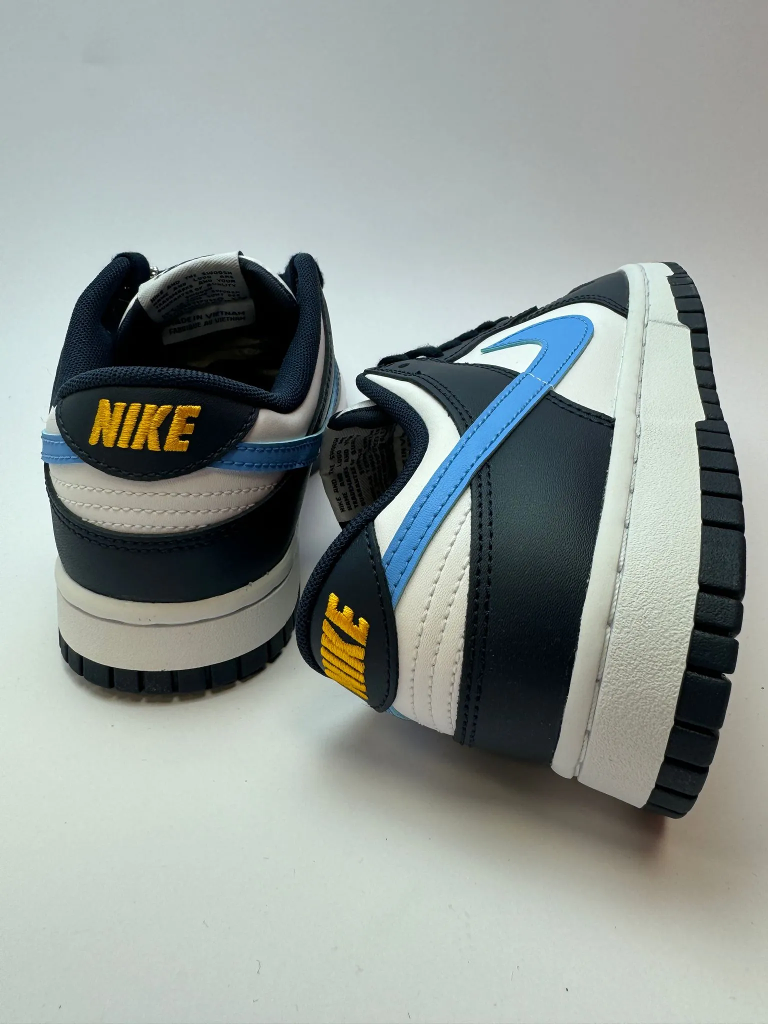 Nike Dunk Low "Midnight Navy University Blue"