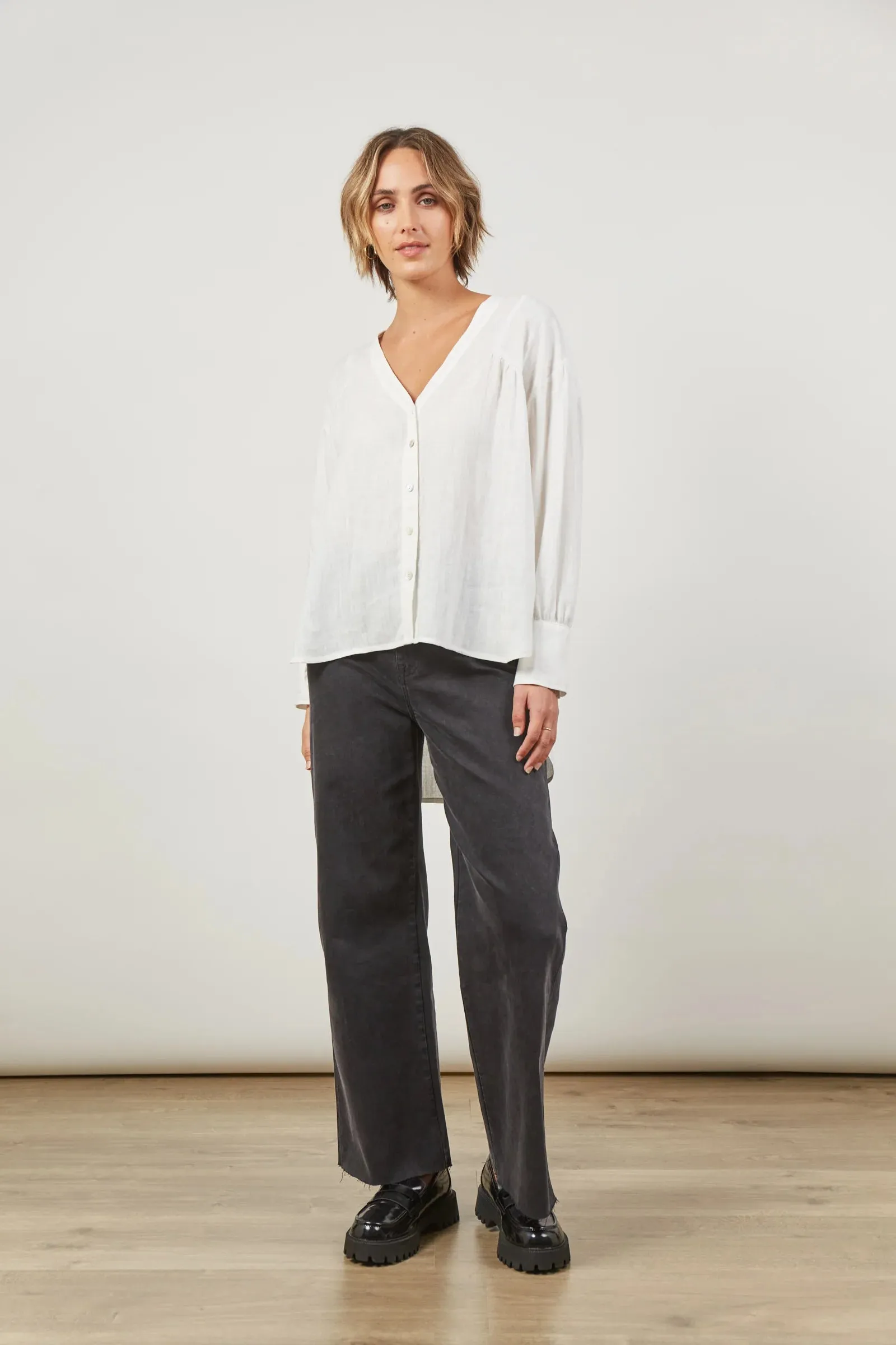 Panorama Blouse - Dove - ISLE OF MINE