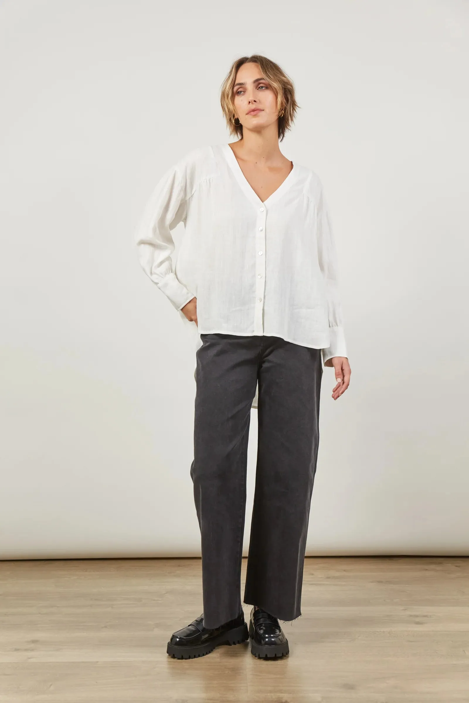 Panorama Blouse - Dove - ISLE OF MINE