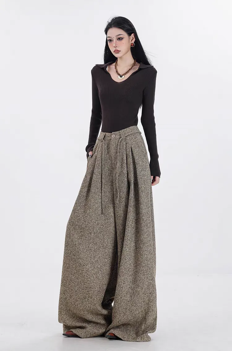 Wide-Leg Pleated Textured Trousers with Waist String