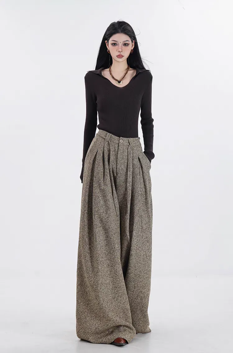 Wide-Leg Pleated Textured Trousers with Waist String